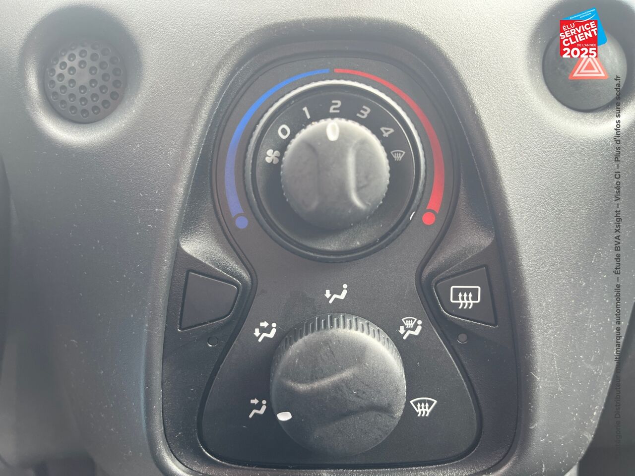 Véhicule d'occasion PEUGEOT 108 VTI 72 LIKE SS 4CV 5P chez Renault Colmar