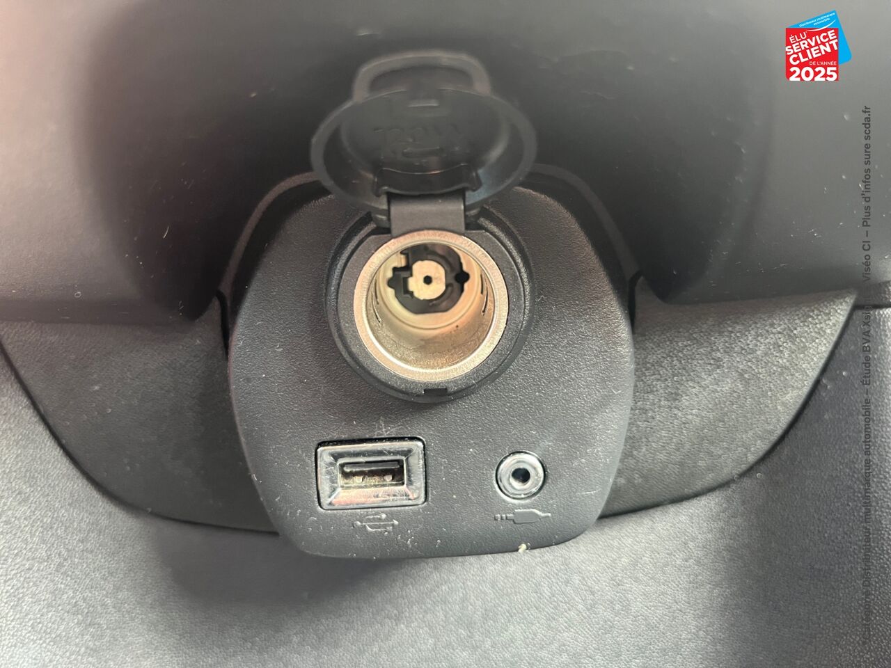 Véhicule d'occasion PEUGEOT 108 VTI 72 LIKE SS 4CV 5P chez Renault Colmar