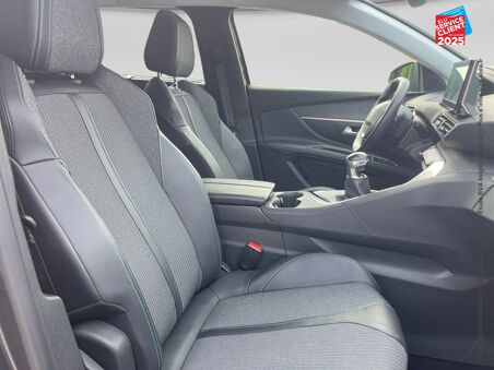 PEUGEOT 5008 1.5 BLUEHDI...