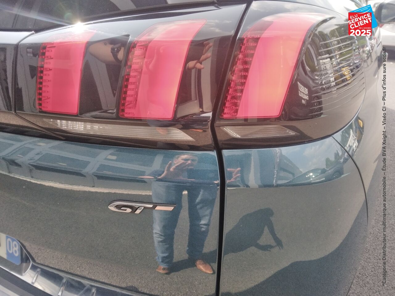 Véhicule d'occasion PEUGEOT 5008 2.0 BLUEHDI 180CH S/S GT EAT8 TOUVRANT SIEGES CHAUF/CUIR GPS CAMERA CARPLAY ATTELAGE chez Renault Saint-Louis