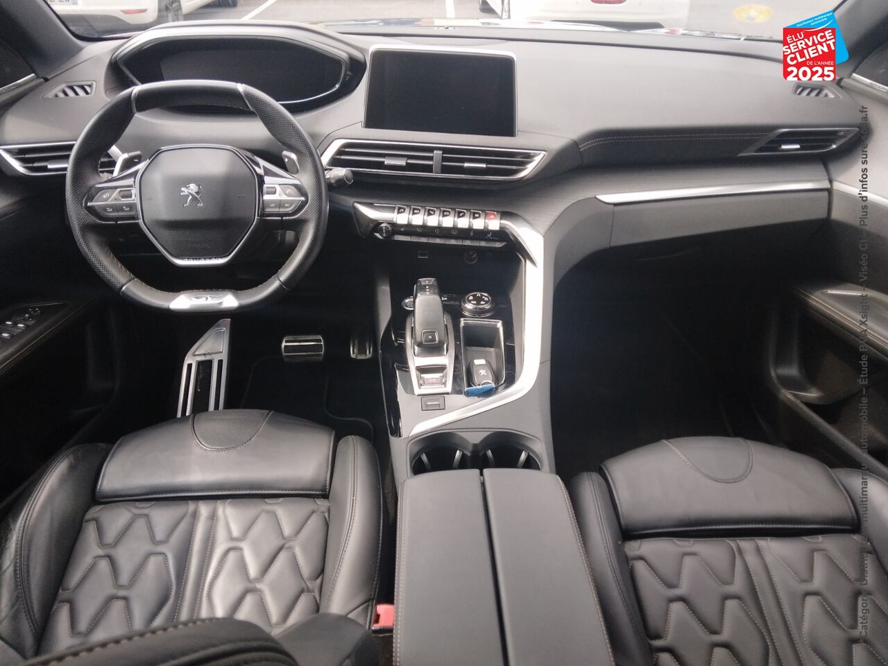 Véhicule d'occasion PEUGEOT 5008 2.0 BLUEHDI 180CH S/S GT EAT8 TOUVRANT SIEGES CHAUF/CUIR GPS CAMERA CARPLAY ATTELAGE chez Renault Saint-Louis