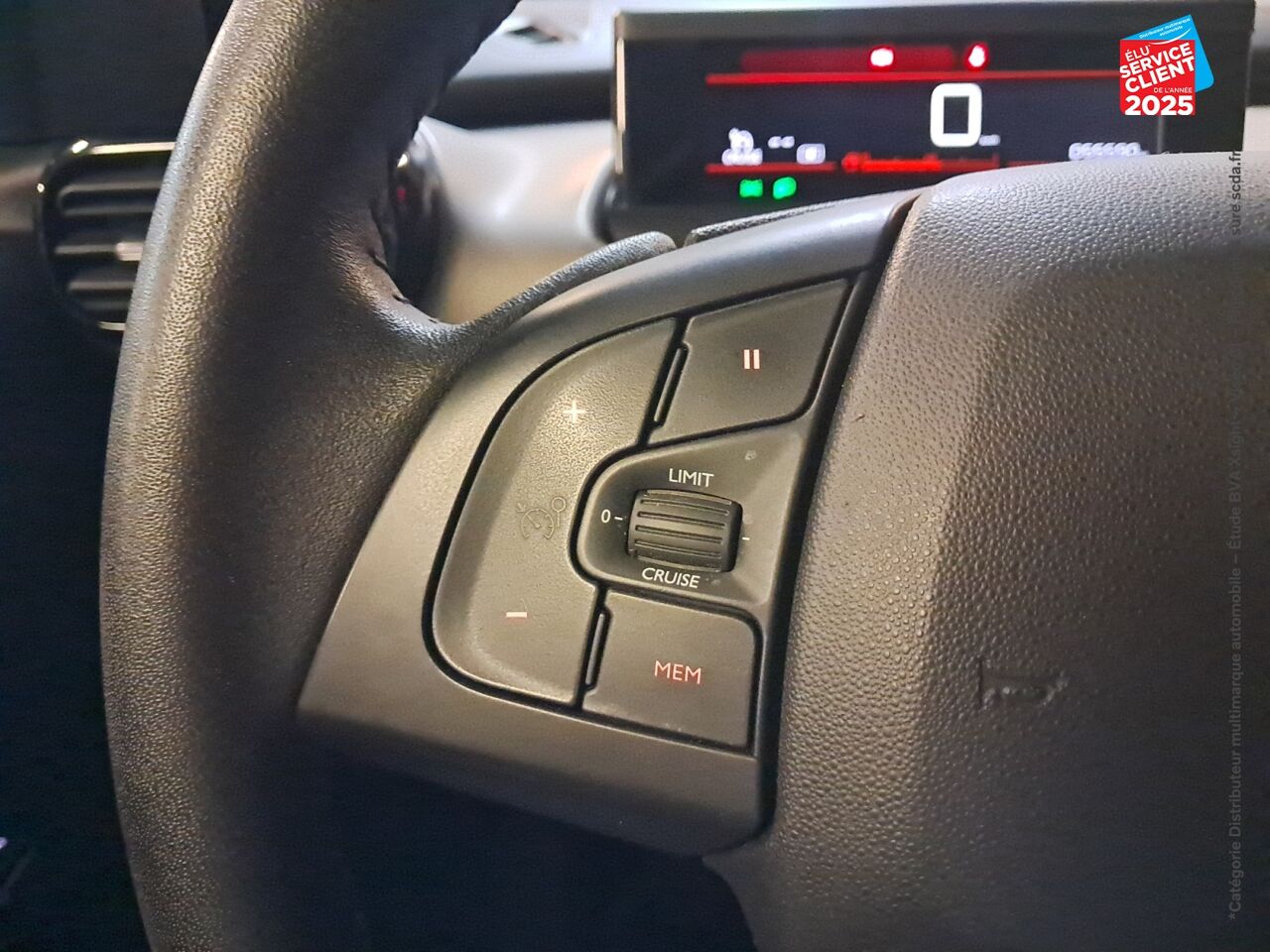 Véhicule d'occasion CITROEN C4 CACTUS PURETECH 110CH S/S FEEL E6.D 6CV GPS chez Nissan Belfort