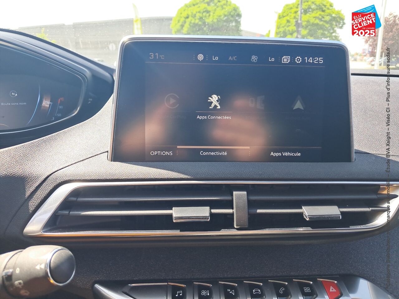 Véhicule d'occasion PEUGEOT 3008 1.5 BLUEHDI 130CH E6.C GT LINE SS EAT8 chez Renault Saint-Louis
