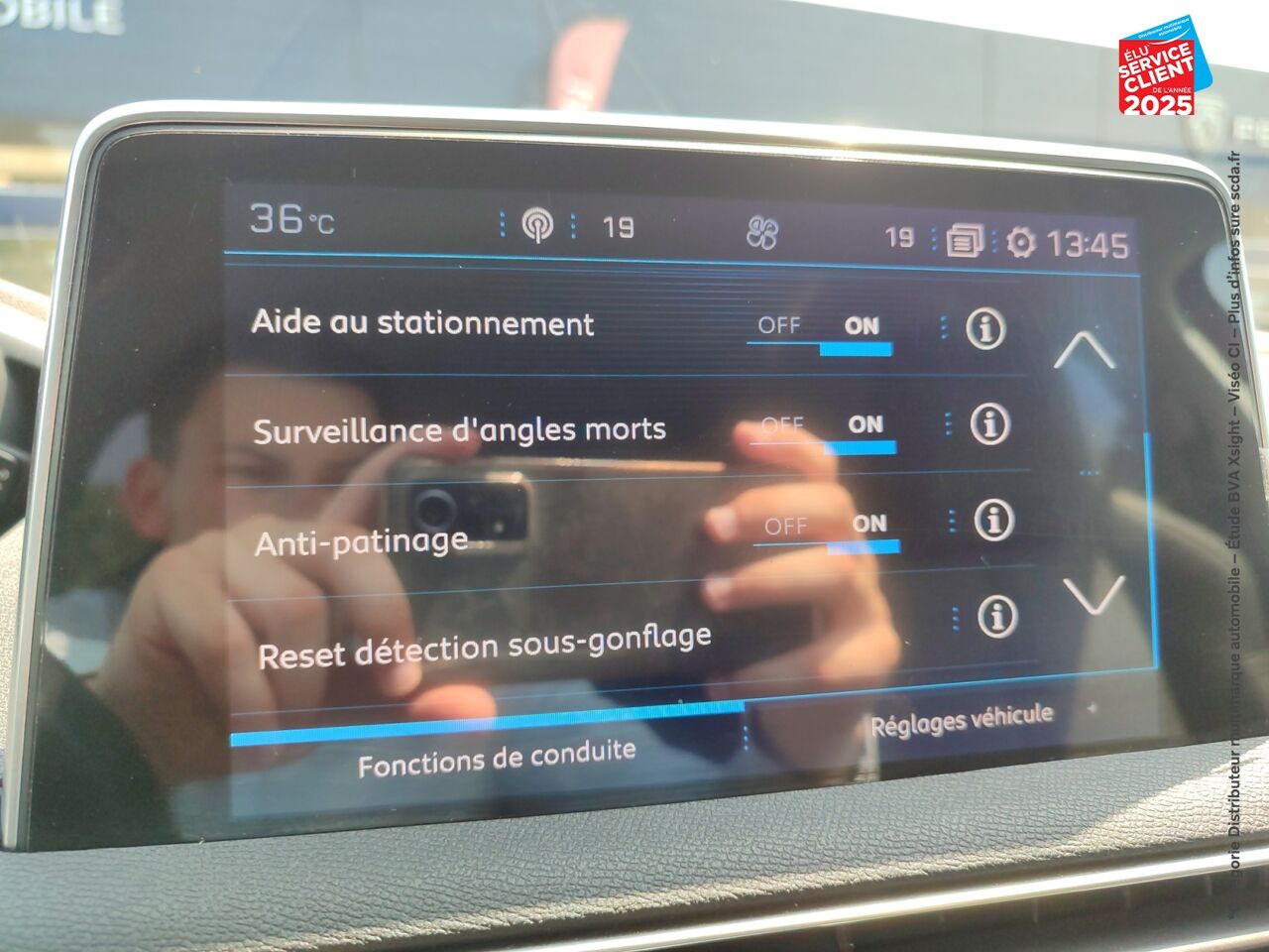 Véhicule d'occasion PEUGEOT 3008 1.2 PURETECH 130CH S/S ALLURE BUSINESS EAT8 CAMERA GPS chez Hyundai Epernay