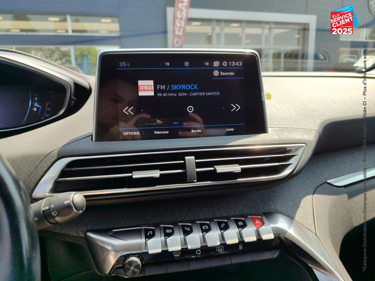 Véhicule d'occasion PEUGEOT 3008 1.2 PURETECH 130CH S/S ALLURE BUSINESS EAT8 CAMERA GPS chez Hyundai Epernay