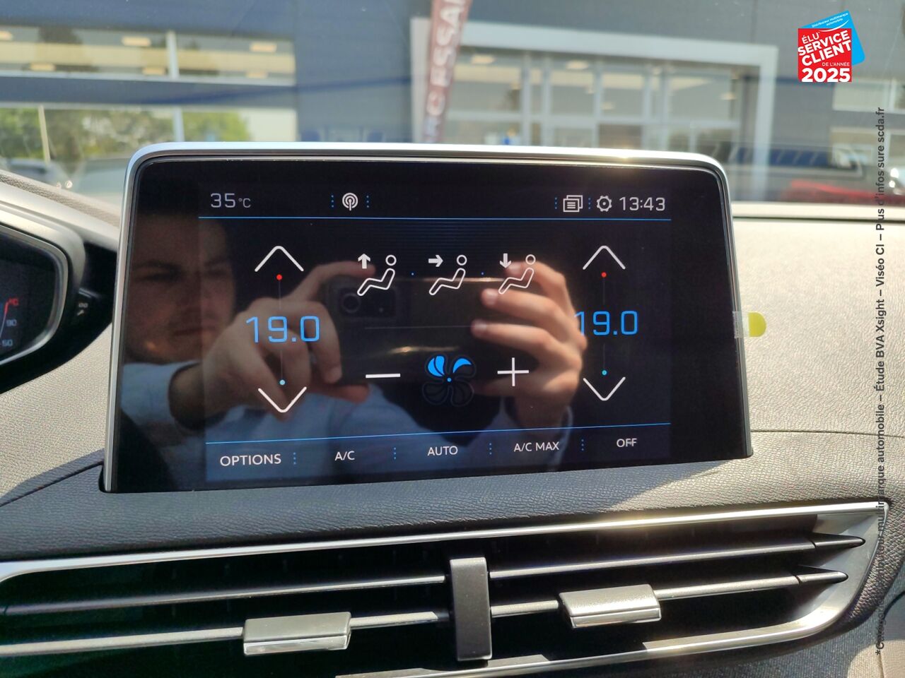 Véhicule d'occasion PEUGEOT 3008 1.2 PURETECH 130CH S/S ALLURE BUSINESS EAT8 CAMERA GPS chez Hyundai Epernay