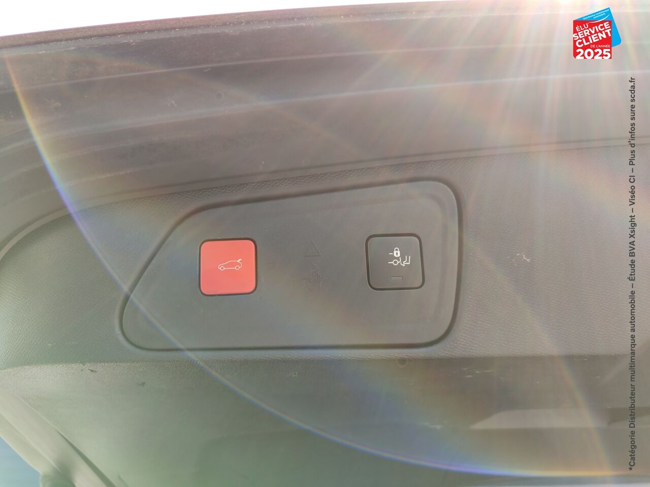 Véhicule d'occasion PEUGEOT 3008 1.2 PURETECH 130CH S/S ALLURE BUSINESS EAT8 CAMERA GPS chez Hyundai Epernay