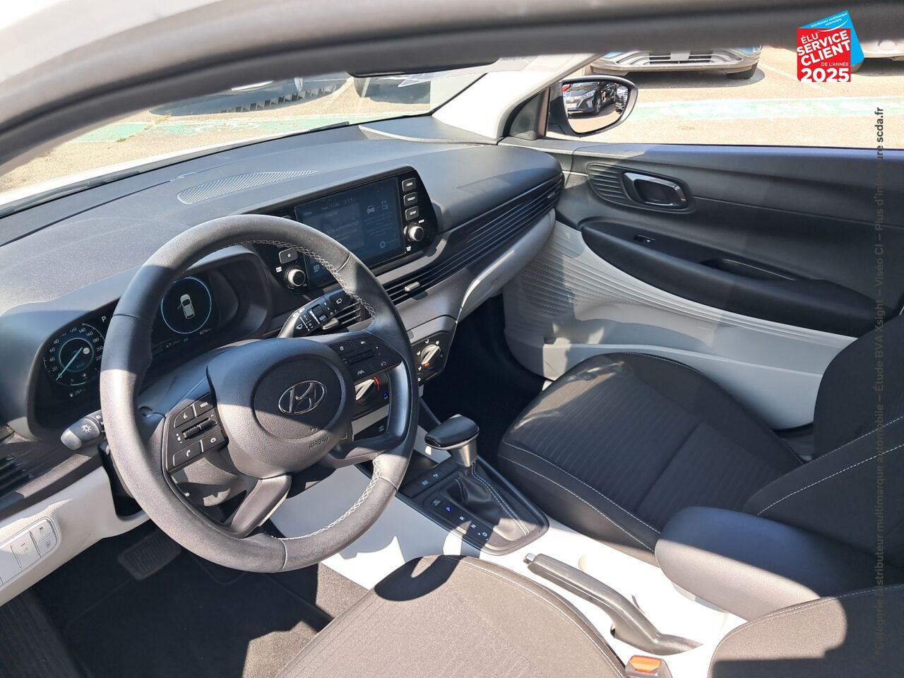 Véhicule d'occasion HYUNDAI I20 1.0 T-GDI 100CH HYBRID INTUITIVE DCT-7 chez Opel Verdun