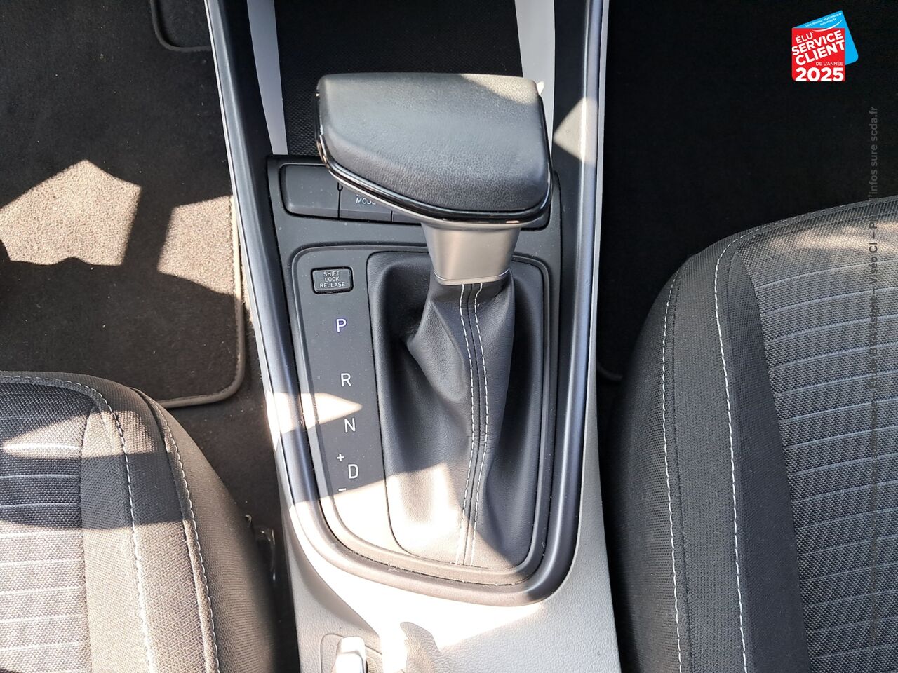 Véhicule d'occasion HYUNDAI I20 1.0 T-GDI 100CH HYBRID INTUITIVE DCT-7 chez Opel Verdun