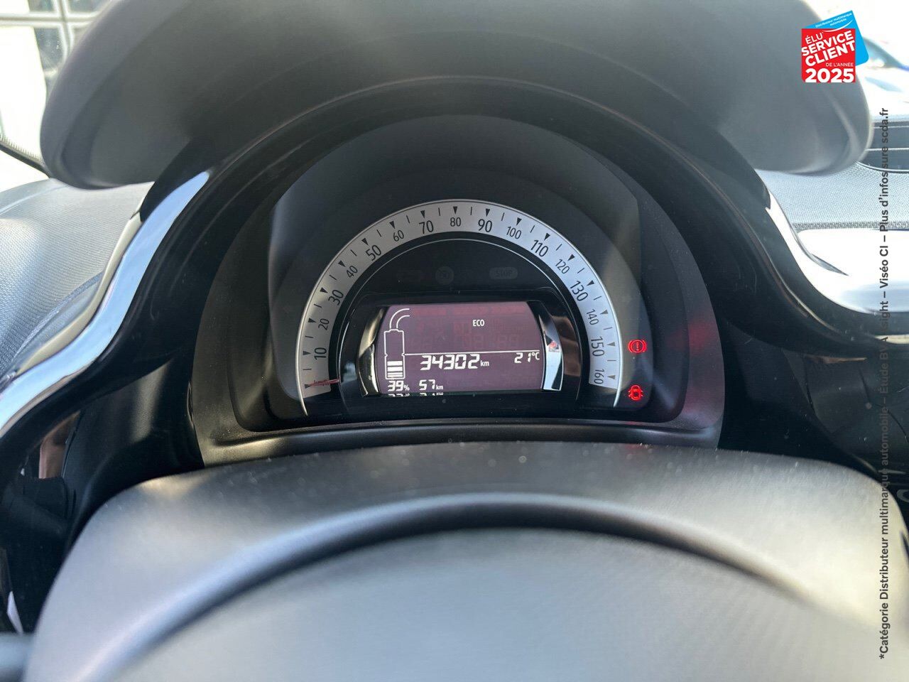 Véhicule d'occasion RENAULT TWINGO E-TECH ELECTRIC URBAN NIGHT R80 ACHAT INTEGRAL GPS chez Toyota Bar le Duc