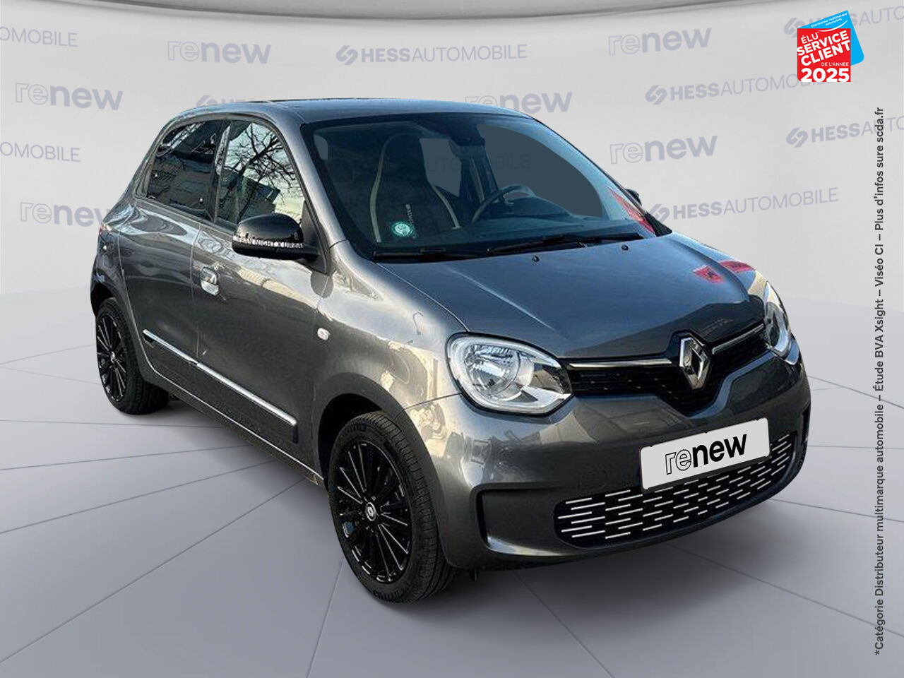Véhicule d'occasion RENAULT TWINGO E-TECH ELECTRIC URBAN NIGHT R80 ACHAT INTEGRAL GPS chez Toyota Bar le Duc
