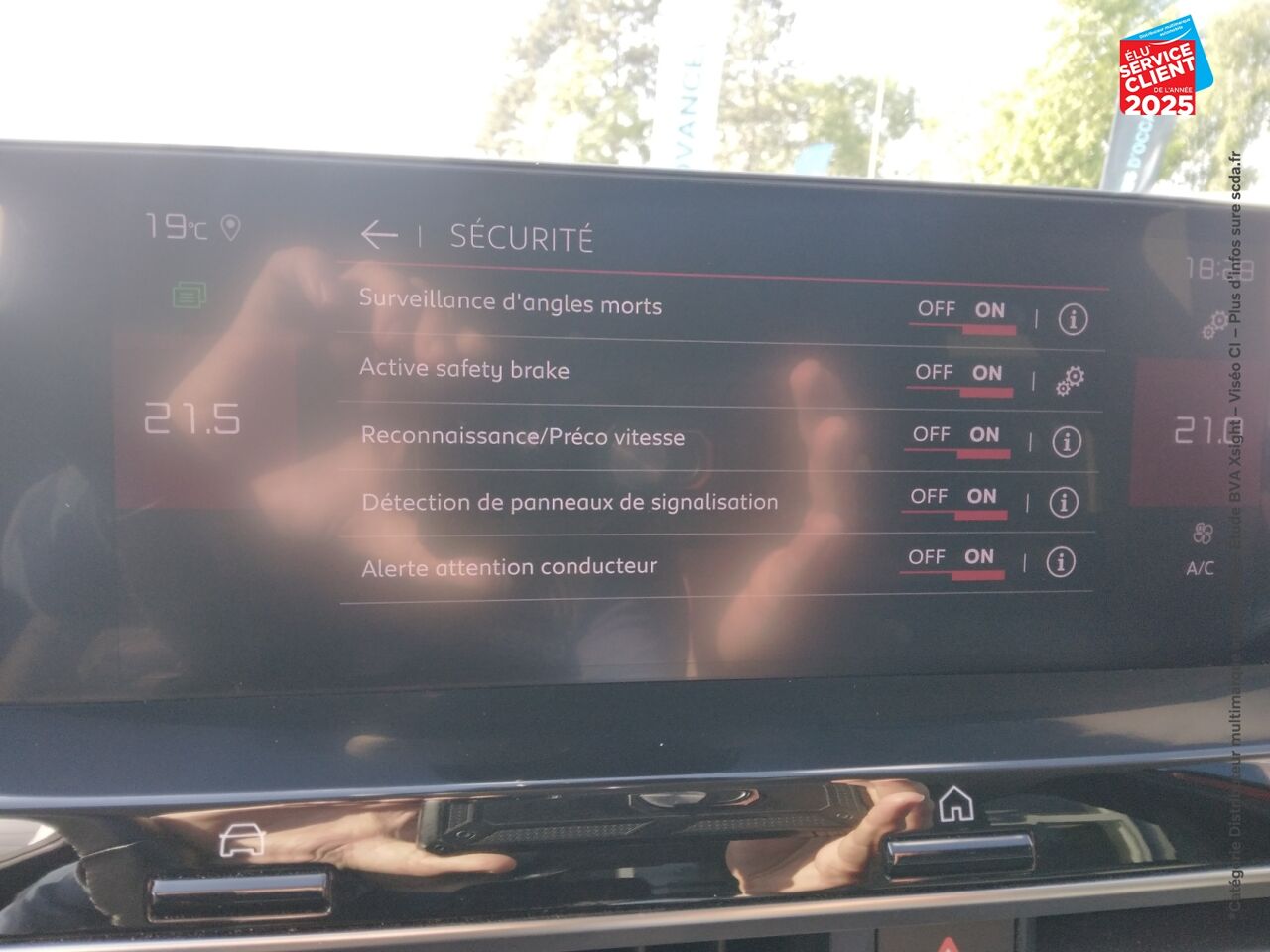 Véhicule d'occasion CITROEN C4 PURETECH 130CH SS SHINE chez Opel Bar le Duc