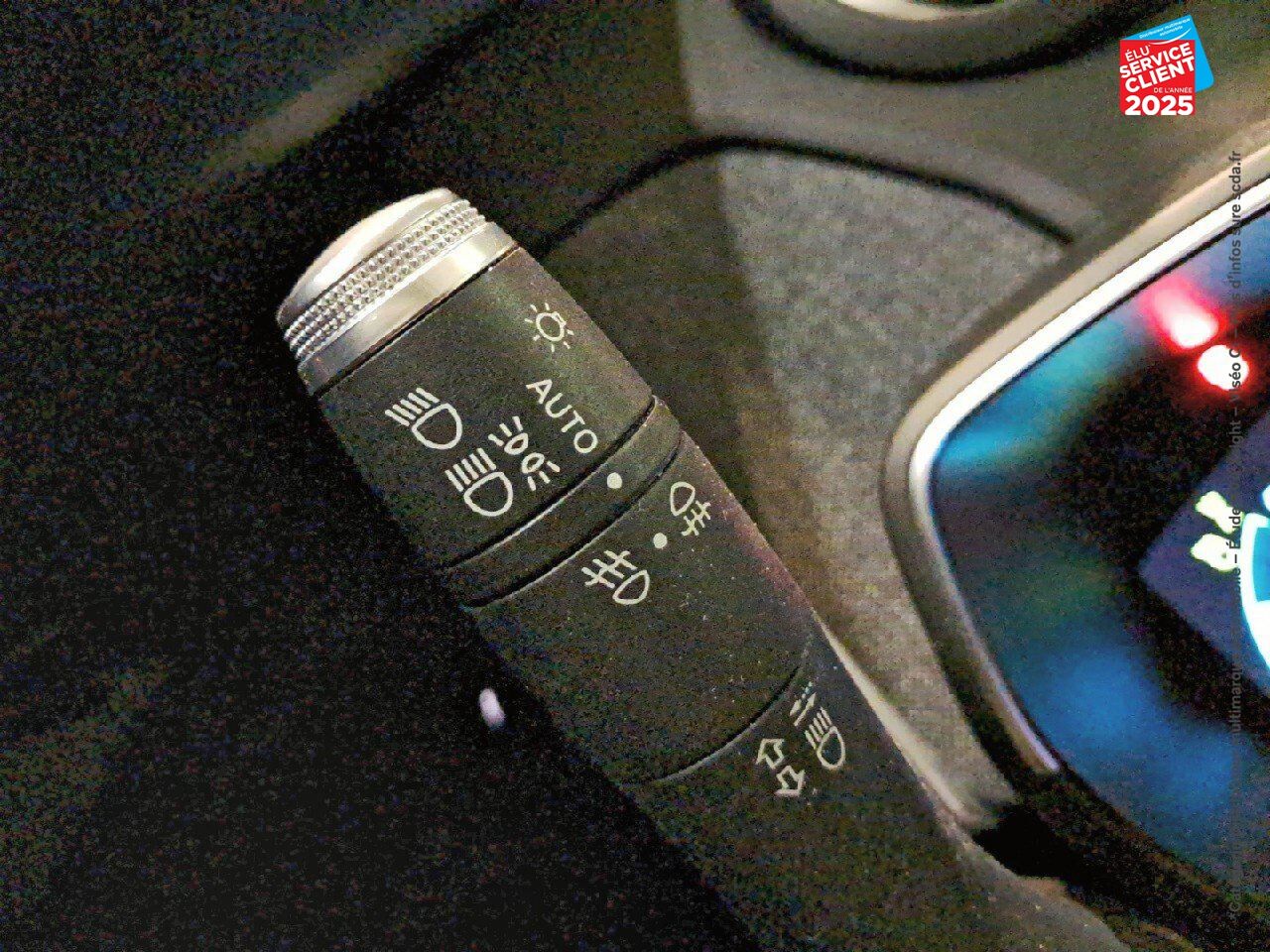 Véhicule d'occasion RENAULT ZOE E-TECH TECHNO CHARGE NORMALE R135 - 22B GPS CAMERA chez Hyundai Epernay