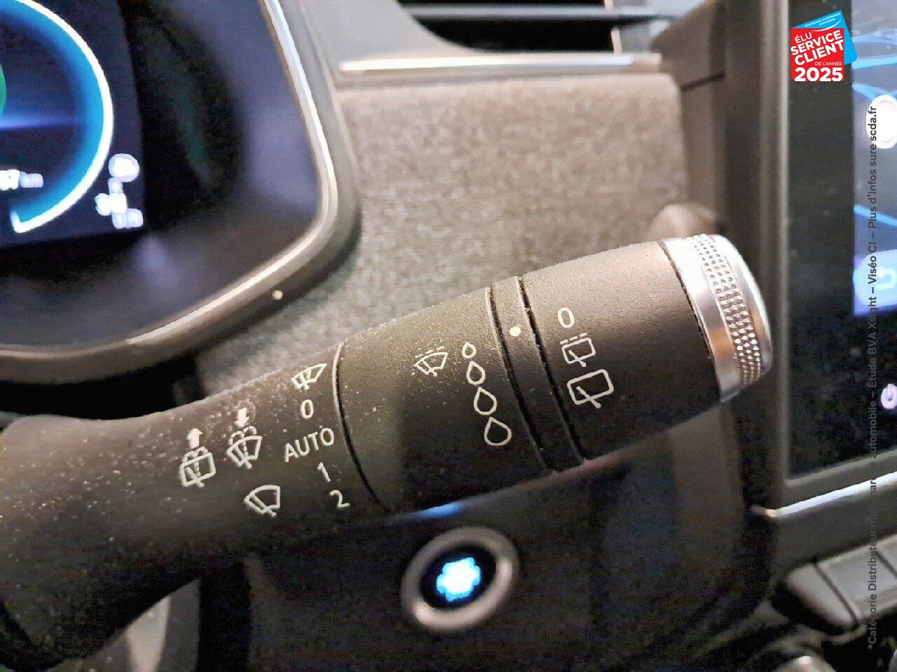 Véhicule d'occasion RENAULT ZOE E-TECH TECHNO CHARGE NORMALE R135 - 22B GPS CAMERA chez Hyundai Epernay