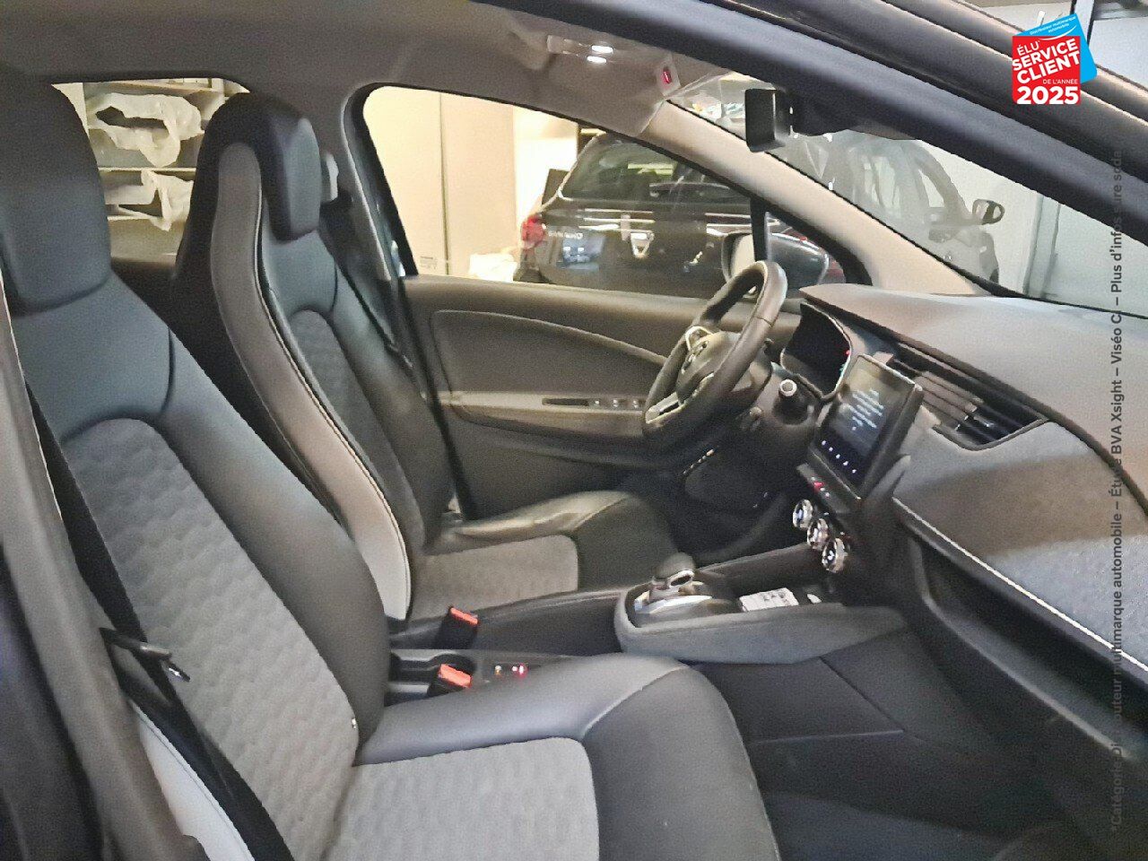 Véhicule d'occasion RENAULT ZOE E-TECH TECHNO CHARGE NORMALE R135 - 22B GPS CAMERA chez Hyundai Epernay
