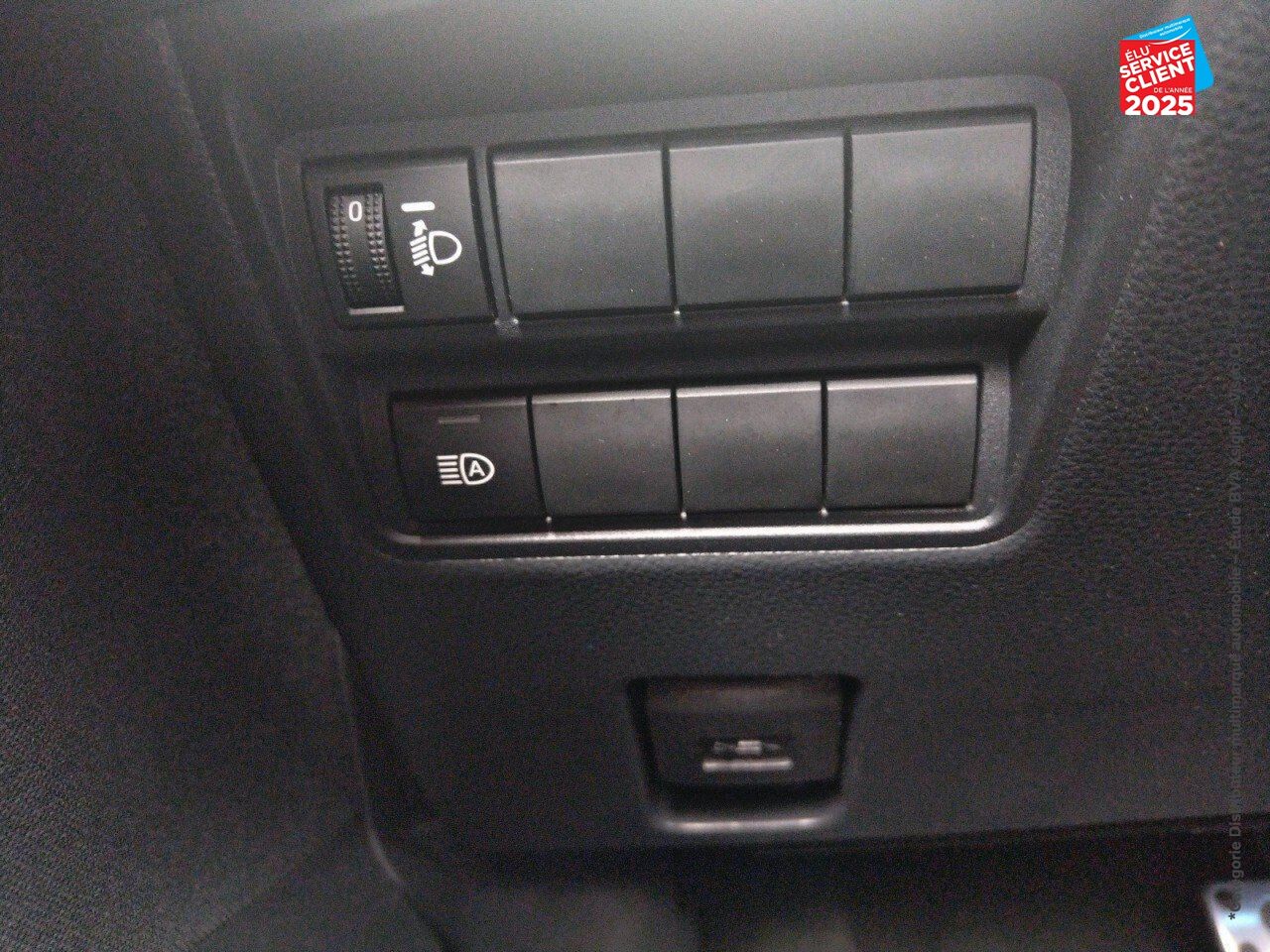 Véhicule d'occasion TOYOTA YARIS CROSS 116H GR SPORT MY22 SIEGES CHAUF GPS CAMERA chez Toyota Verdun