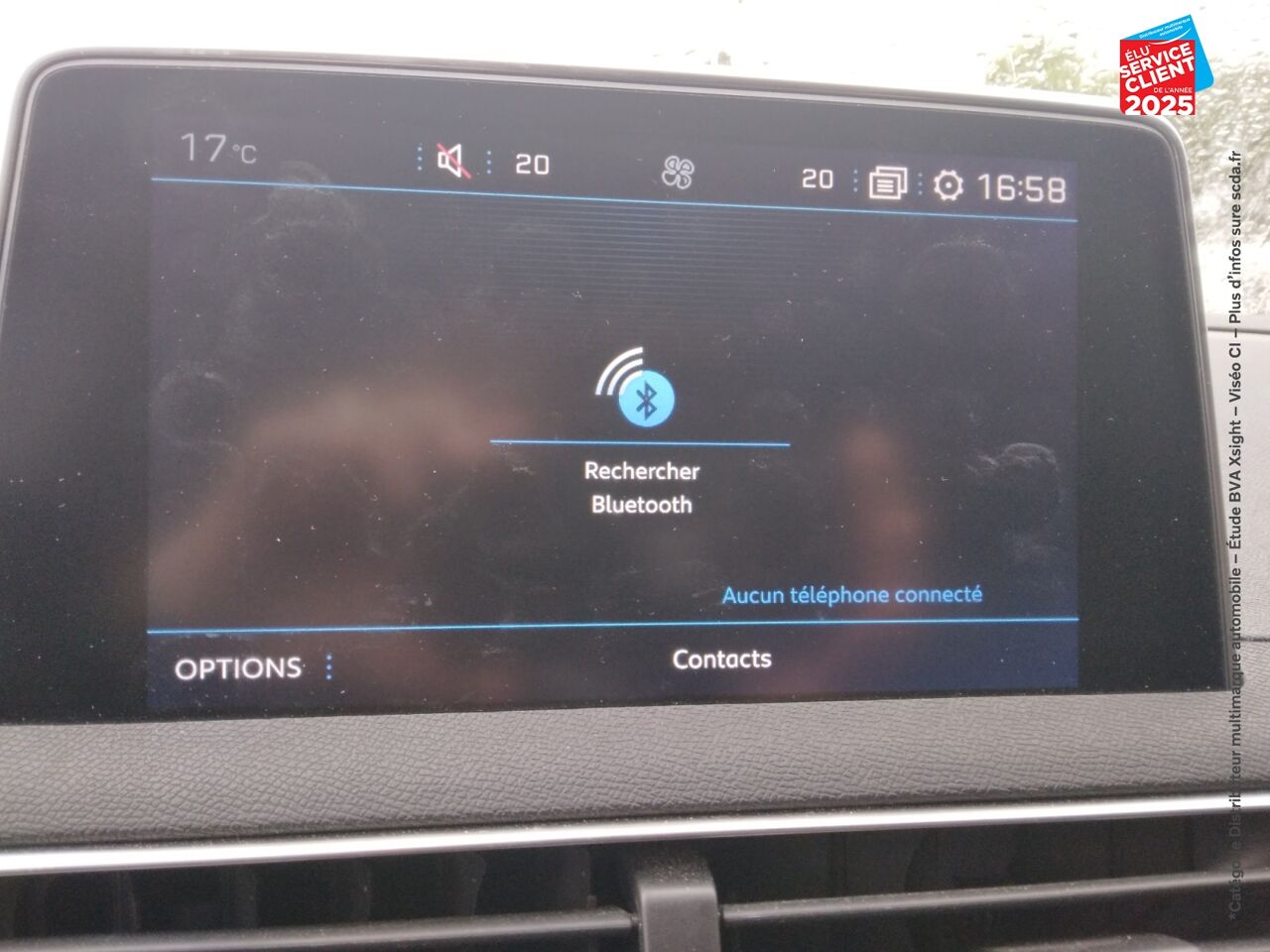 Véhicule d'occasion PEUGEOT 3008 1.2 PURETECH 130CH E6.C ALLURE SS chez Renault Saint-Louis