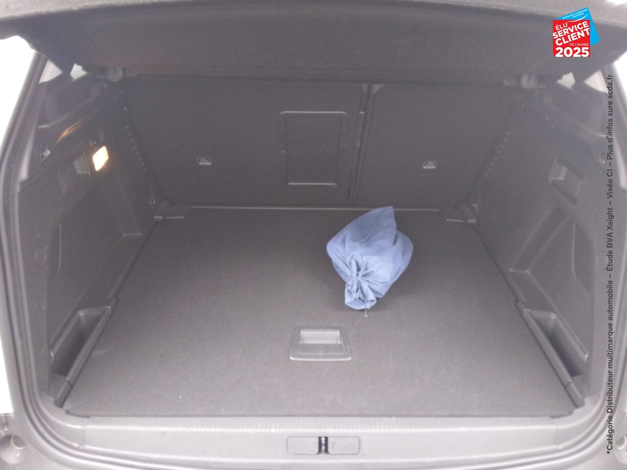 Véhicule d'occasion PEUGEOT 3008 1.2 PURETECH 130CH E6.C ALLURE SS chez Renault Saint-Louis