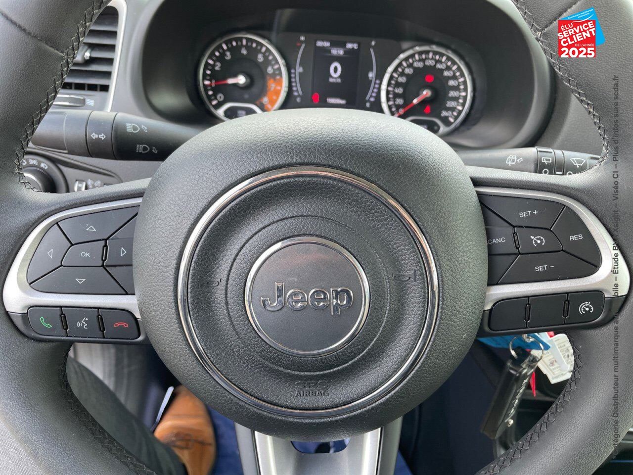 Véhicule d'occasion JEEP RENEGADE 1.6 E.TORQ EVO SS 110CH LONGITUDE chez Hyundai Epernay