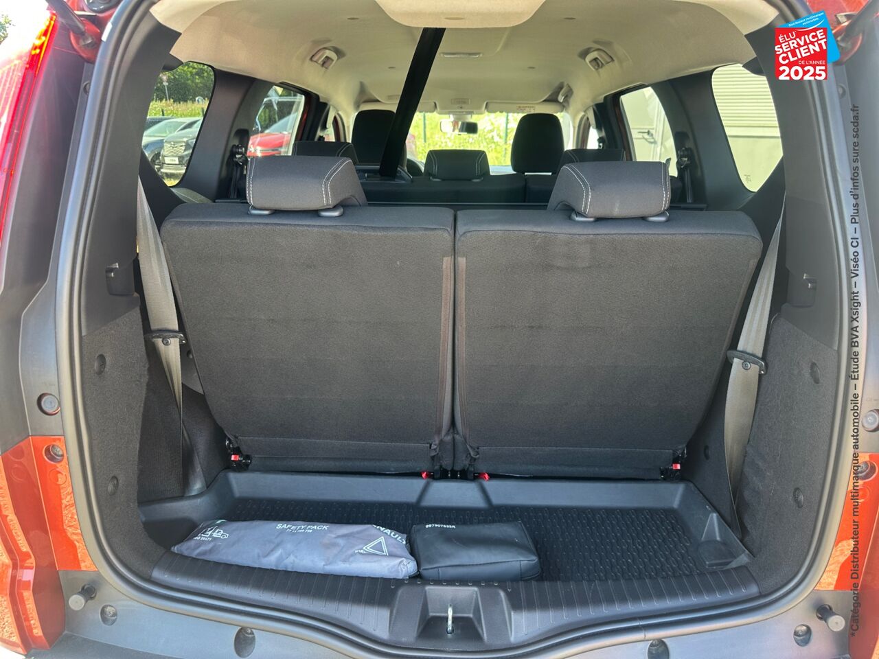 Véhicule d'occasion DACIA JOGGER 1.0 ECO-G 100CH EXTREME+ 7 PLACES chez Toyota Thionville