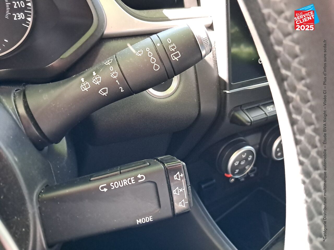 Véhicule d'occasion RENAULT CAPTUR 1.5 BLUE DCI 115CH BUSINESS chez Opel Verdun