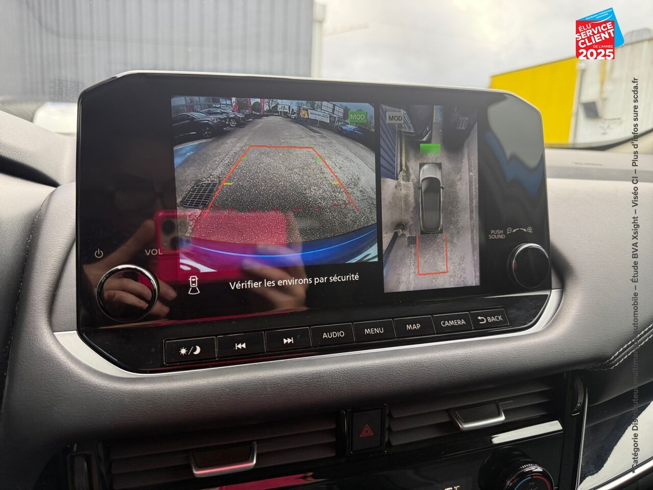 Véhicule d'occasion NISSAN QASHQAI 1.3 MILD HYBRID 158CH N-STYLE XTRONIC GPS CAMERA chez Renault Colmar