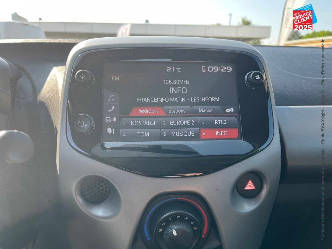Véhicule d'occasion TOYOTA AYGO 1.0 VVT-I 72CH X-PLAY 5P MY19 chez Renault Colmar