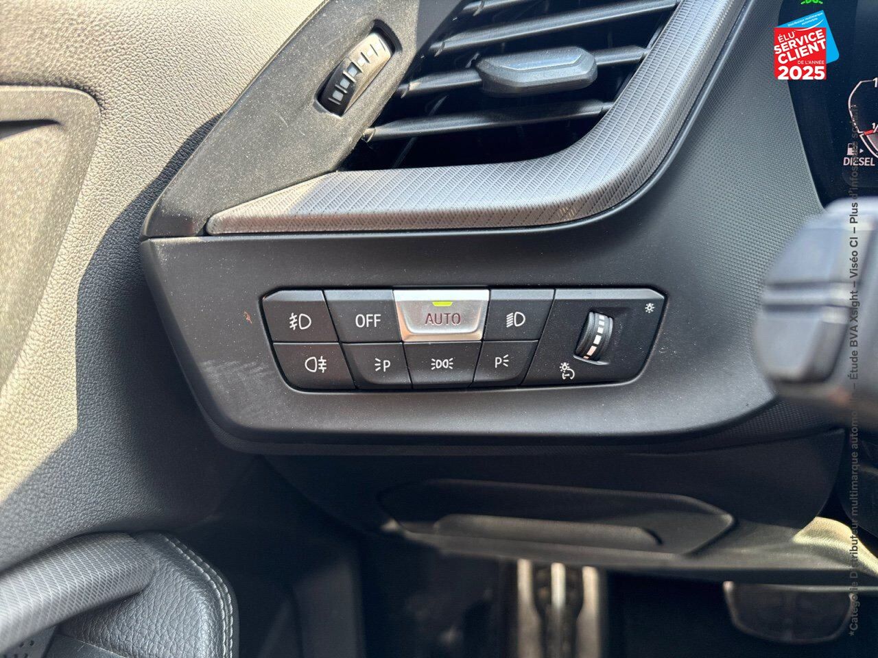 Véhicule d'occasion BMW SERIE 1 120DA XDRIVE 190CH M SPORT chez Toyota Saint Dizier