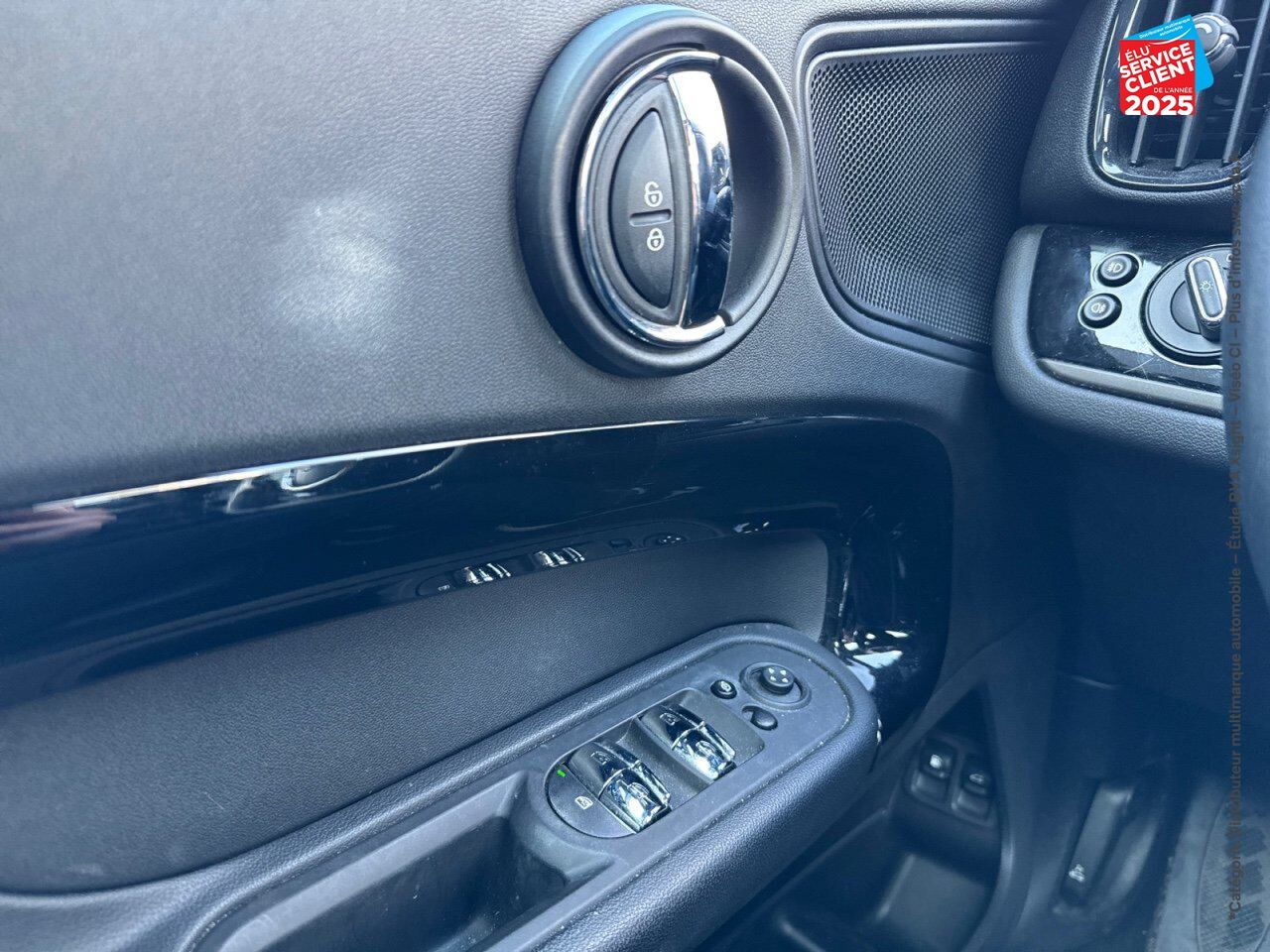 Véhicule d'occasion MINI COUNTRYMAN COOPER SE 125CH + 95CH NORTHWOOD ALL4 BVA6 chez MINI Besançon