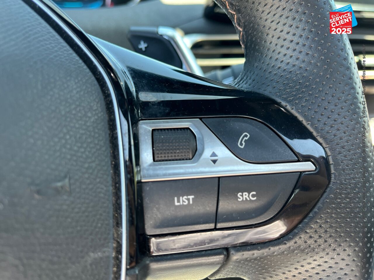 Véhicule d'occasion PEUGEOT 3008 HYBRID4 300CH GT PACK E-EAT8 chez Hyundai Epernay