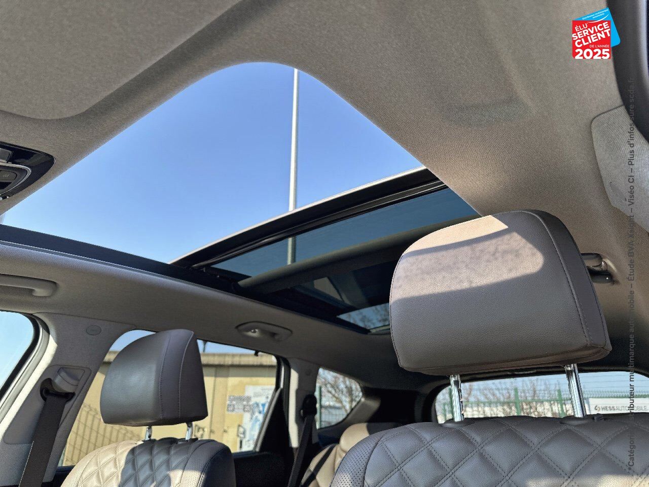 Véhicule d'occasion HYUNDAI SANTA FE 1.6 T-GDI 265CH PLUG-IN EXECUTIVE BVA6 HTRAC TOUVRANT CUIR CAMERA chez Hyundai Epernay