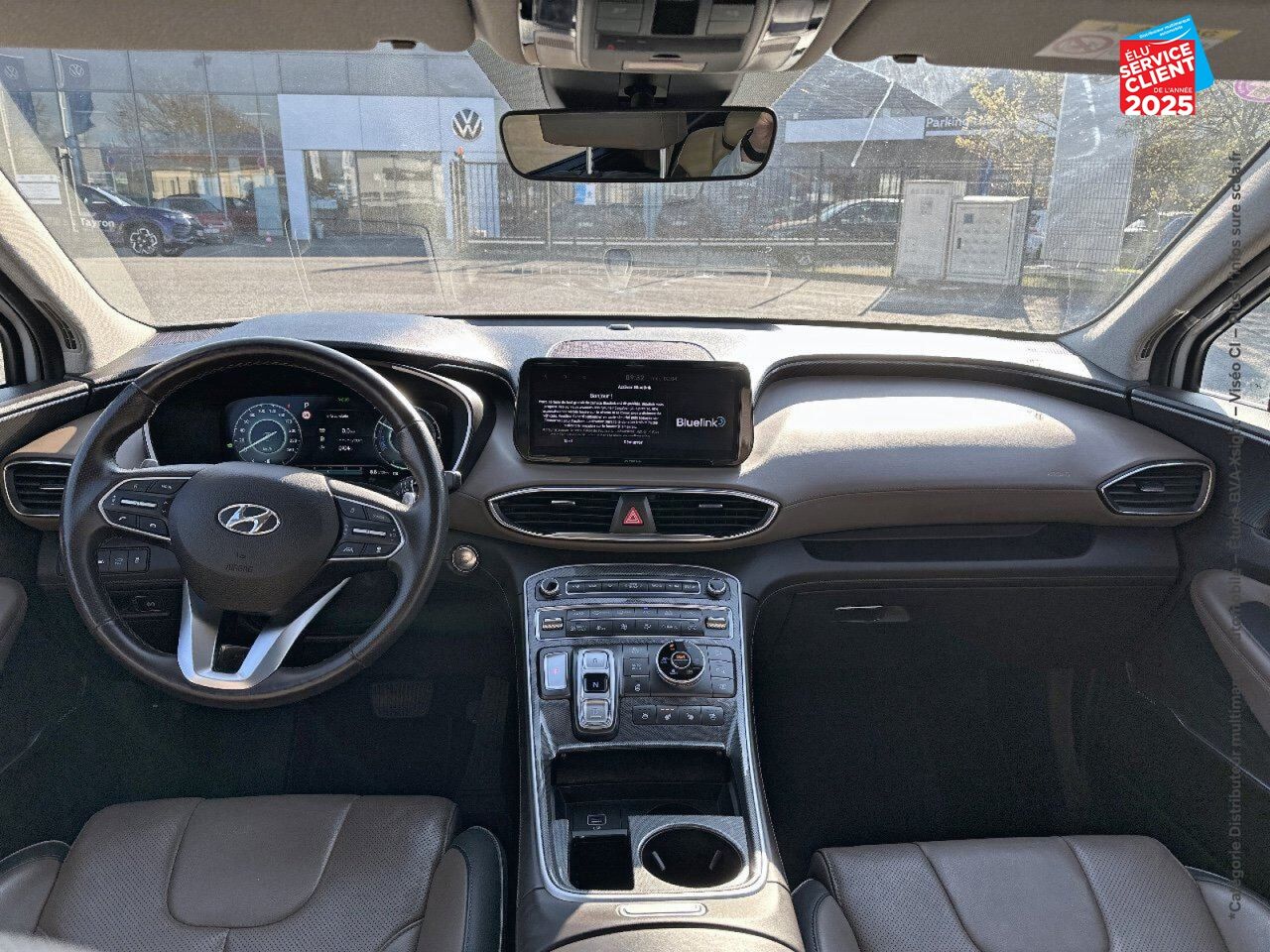 Véhicule d'occasion HYUNDAI SANTA FE 1.6 T-GDI 265CH PLUG-IN EXECUTIVE BVA6 HTRAC TOUVRANT CUIR CAMERA chez Hyundai Epernay