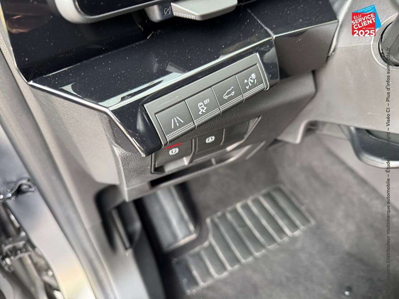 Véhicule d'occasion RENAULT ESPACE 1.2 E-TECH FULL HYBRID 200CH ESPRIT ALPINE chez Renault Colmar
