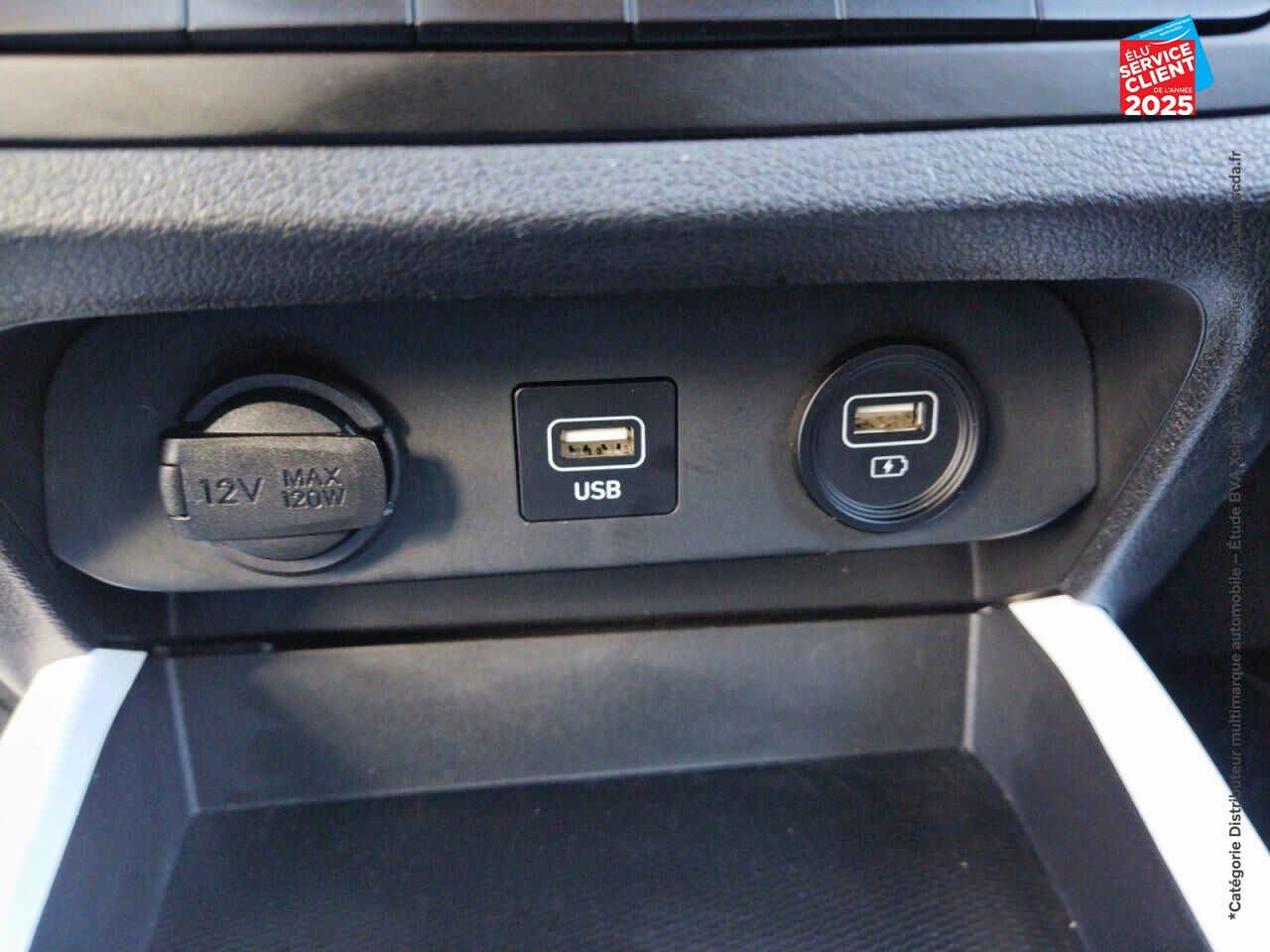 Véhicule d'occasion HYUNDAI I10 1.0 67CH ECO CREATIVE BVR CAMERA CARPLAY chez Toyota Sarreguemines