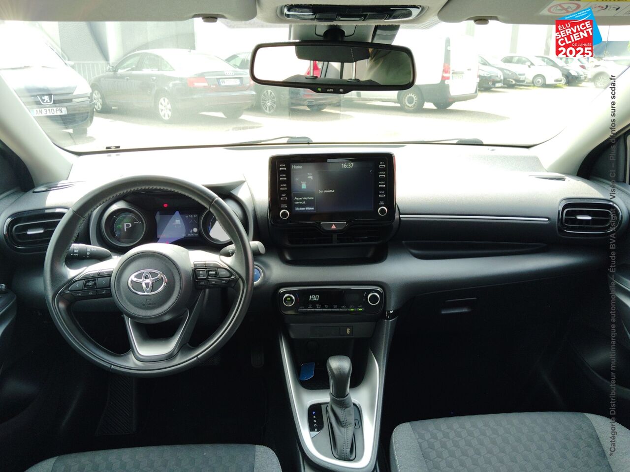 Véhicule d'occasion TOYOTA YARIS 116H DESIGN 5P MY21 chez Renault Sélestat
