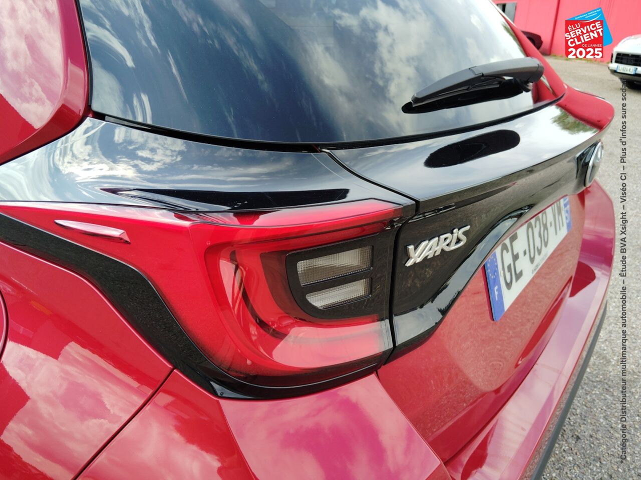 Véhicule d'occasion TOYOTA YARIS 116H DESIGN 5P MY21 chez Renault Sélestat