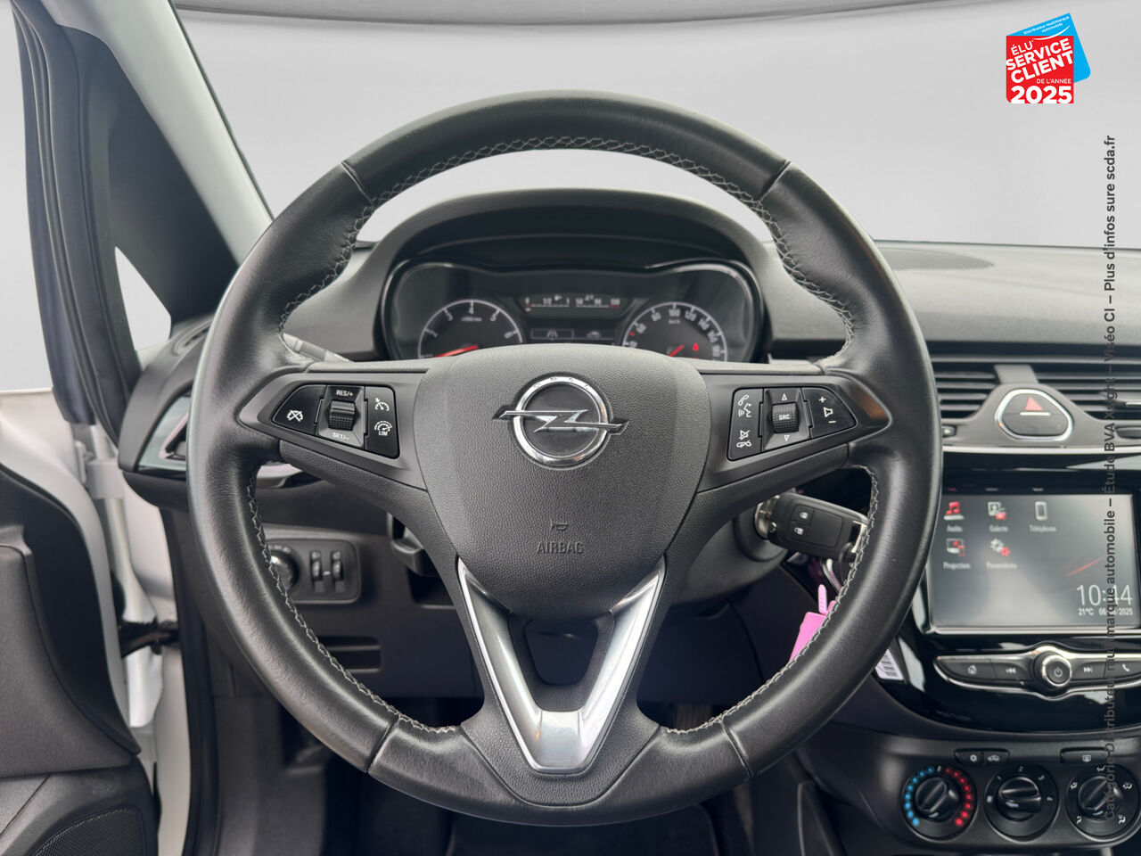 Véhicule d'occasion OPEL CORSA 1.4 90CH DESIGN 120 ANS START/STOP 5P chez Opel Bar le Duc