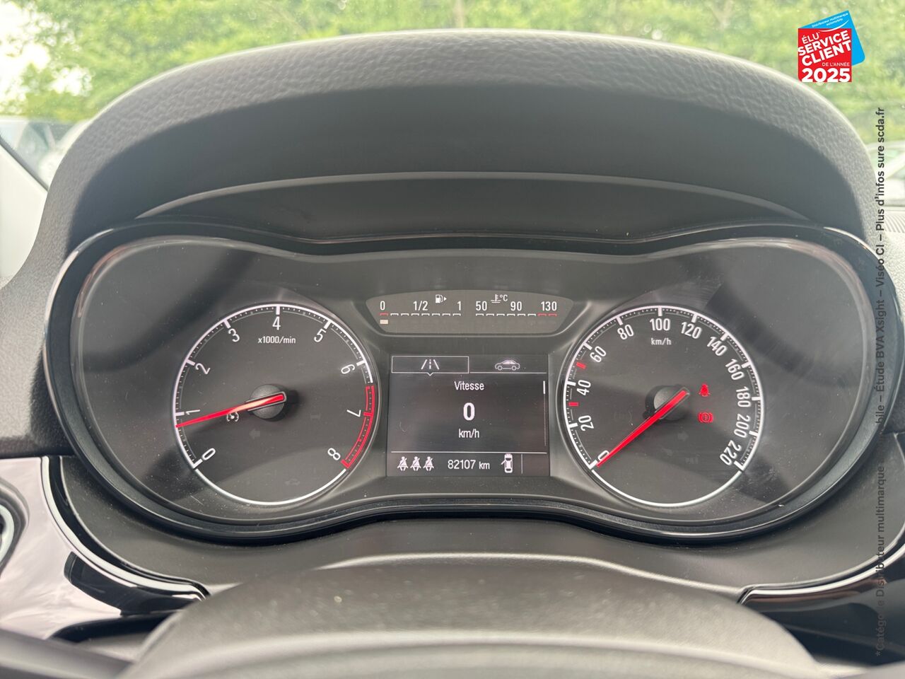 Véhicule d'occasion OPEL CORSA 1.4 90CH DESIGN 120 ANS START/STOP 5P chez Opel Bar le Duc