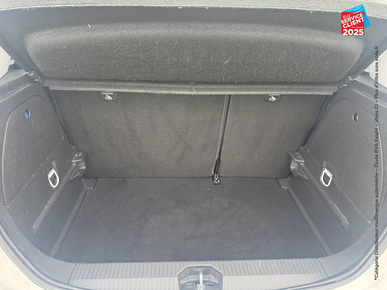 Véhicule d'occasion OPEL CORSA 1.4 90CH DESIGN 120 ANS START/STOP 5P chez Opel Bar le Duc