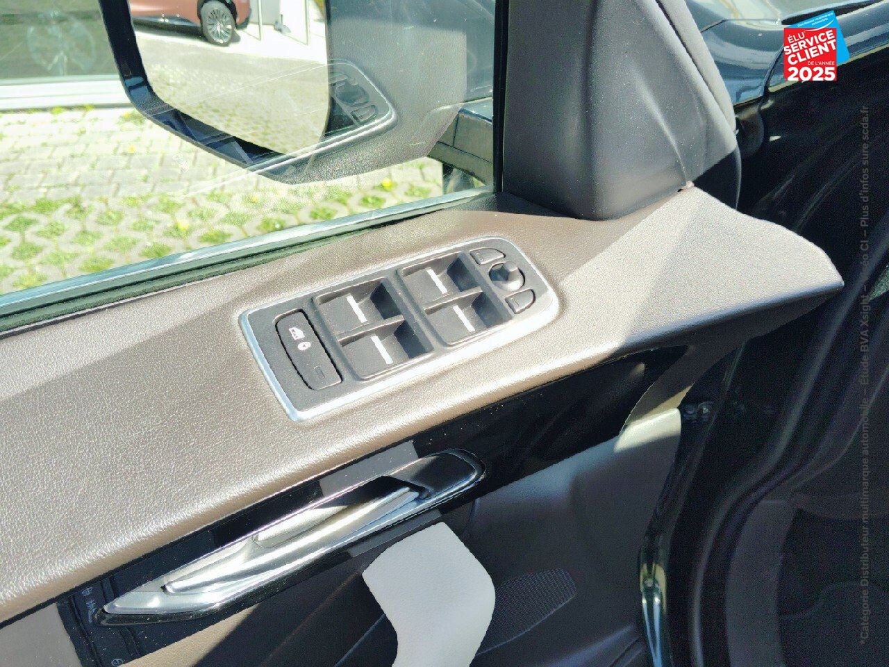 Véhicule d'occasion JAGUAR F-PACE V6 3.0D 300CH PRESTIGE 4X4 BVA8 SIEGES CUIR GPS CAMERA MERIDIAN chez BMW Belfort