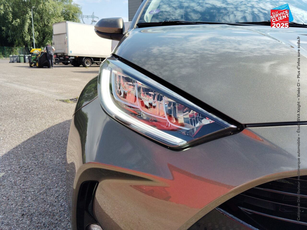 Véhicule d'occasion TOYOTA YARIS 116H DESIGN 5P MY22 CAMERA chez Toyota Sarreguemines
