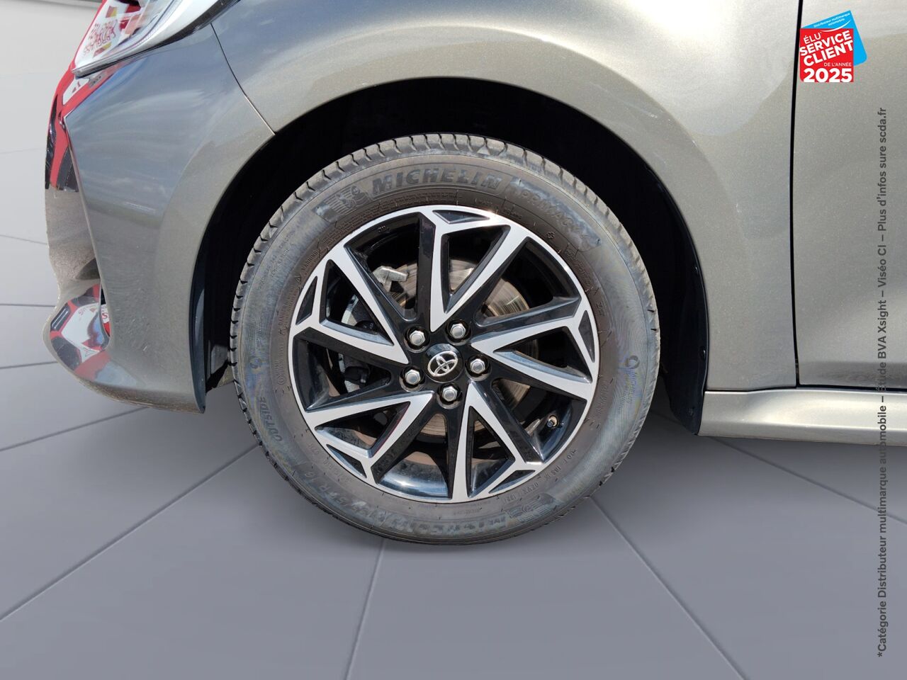 Véhicule d'occasion TOYOTA YARIS 116H DESIGN 5P MY22 CAMERA chez Toyota Sarreguemines