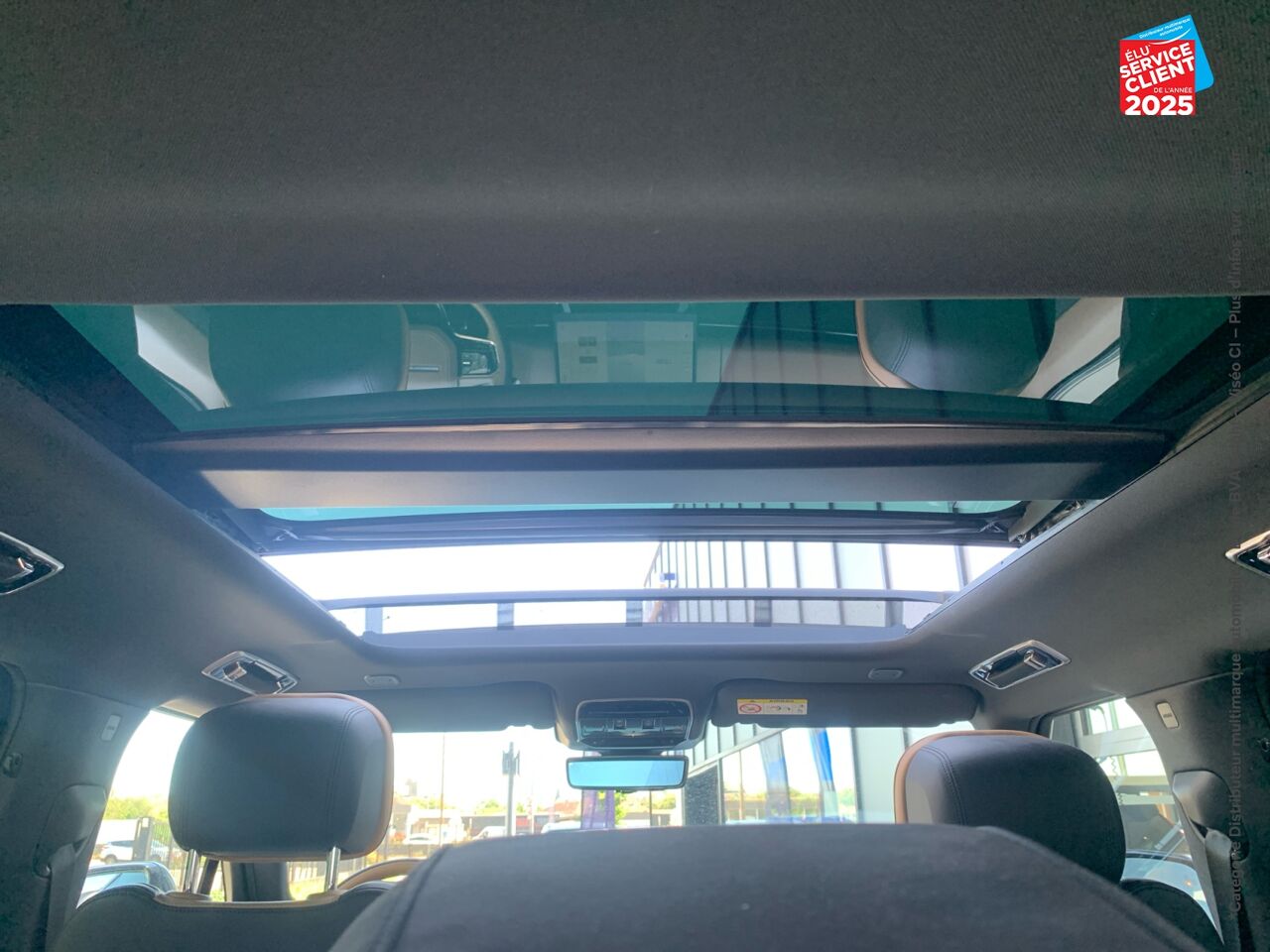 Véhicule d'occasion LAND-ROVER RANGE ROVER SPORT 3.0 P460E 460CH PHEV DYNAMIC SE TOUVRANT SIEGE CHAUF CAMERA GPS chez Renault Colmar