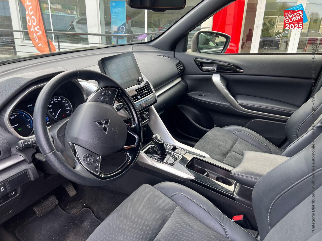 Véhicule d'occasion MITSUBISHI ECLIPSE CROSS 2.4 MIVEC PHEV 188CH INTENSE DESIGN 4WD CAMERA chez Renault Colmar