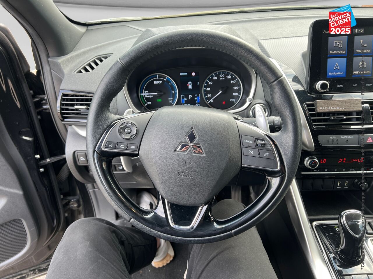 Véhicule d'occasion MITSUBISHI ECLIPSE CROSS 2.4 MIVEC PHEV 188CH INTENSE DESIGN 4WD CAMERA chez Renault Colmar