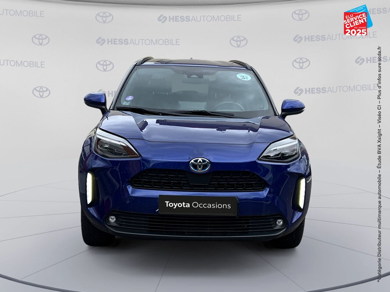 Véhicule d'occasion TOYOTA YARIS CROSS 116H DESIGN AWD-I MY22 chez Toyota Verdun