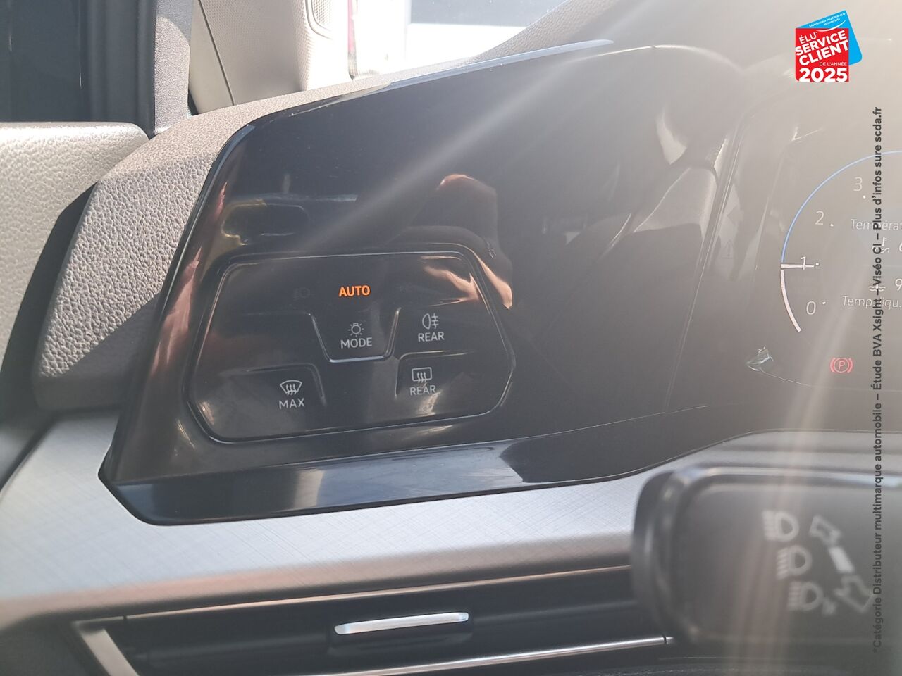 Véhicule d'occasion VOLKSWAGEN GOLF 1.0 TSI OPF 110CH LIFE 1ST chez Renault Saint-Louis