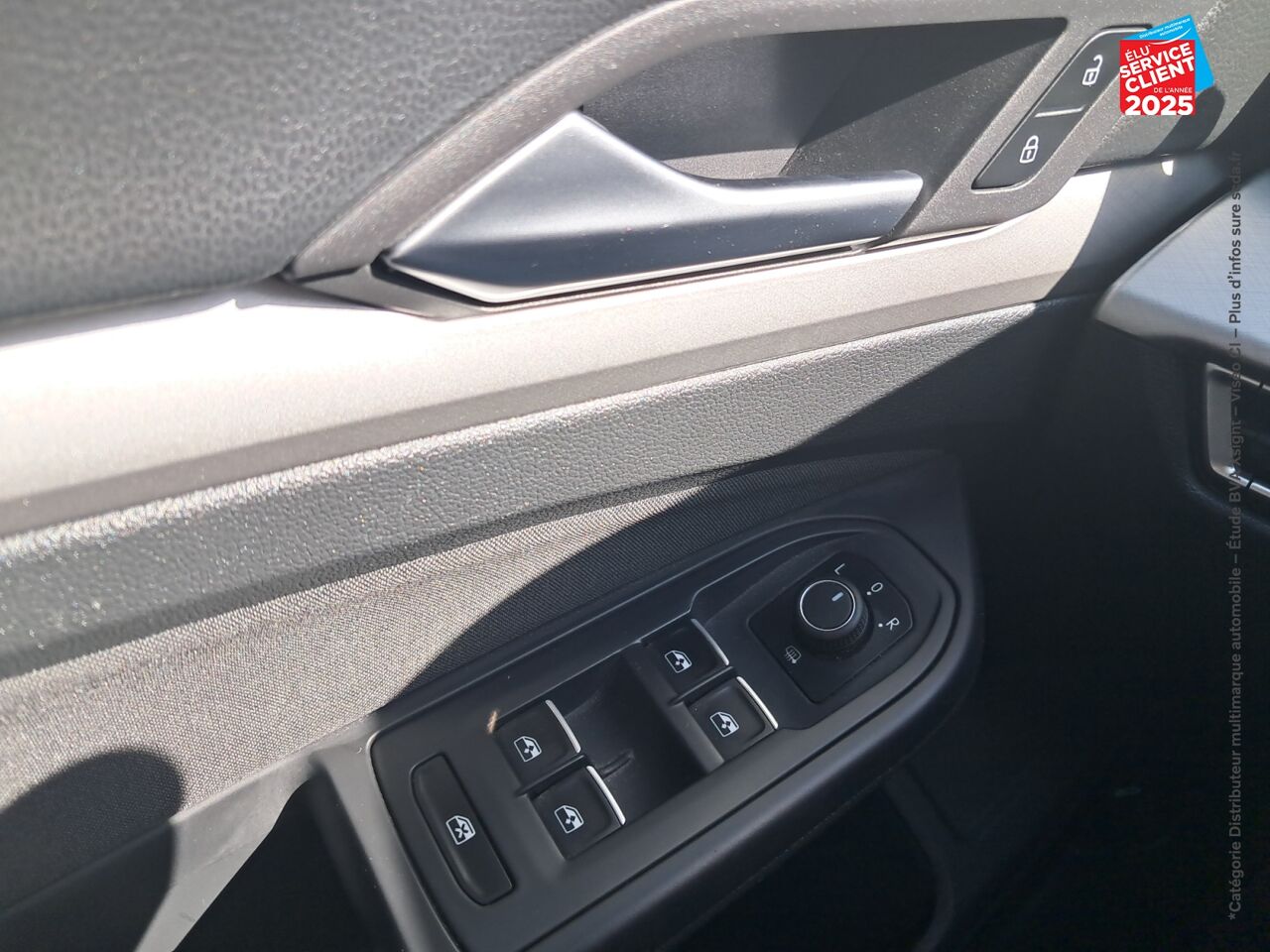 Véhicule d'occasion VOLKSWAGEN GOLF 1.0 TSI OPF 110CH LIFE 1ST chez Renault Saint-Louis