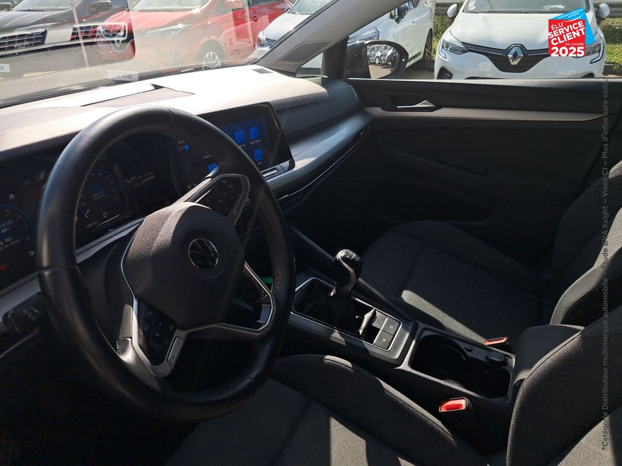 Véhicule d'occasion VOLKSWAGEN GOLF 1.0 TSI OPF 110CH LIFE 1ST chez Renault Saint-Louis
