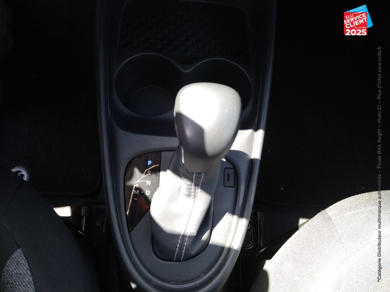 Véhicule d'occasion TOYOTA AYGO X 1.0 VVT-I 72CH DYNAMIC S-CVT chez Renault Saint-Louis